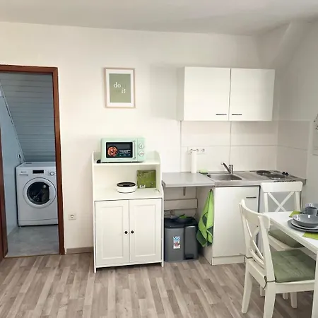 Appartement Lenastay I Nette I Guenstige Lage Kaiserslautern